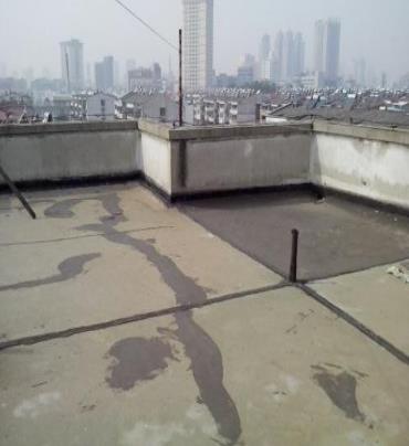 资源漏水维修 楼顶漏水是什么原因，楼顶漏水维修方法是什么?